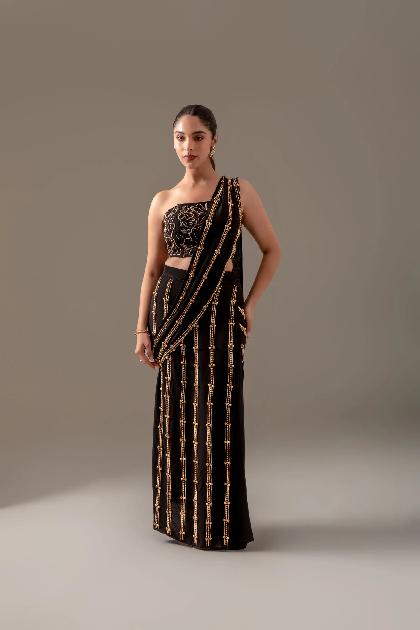 Embroidered Black Luxe - Image 2