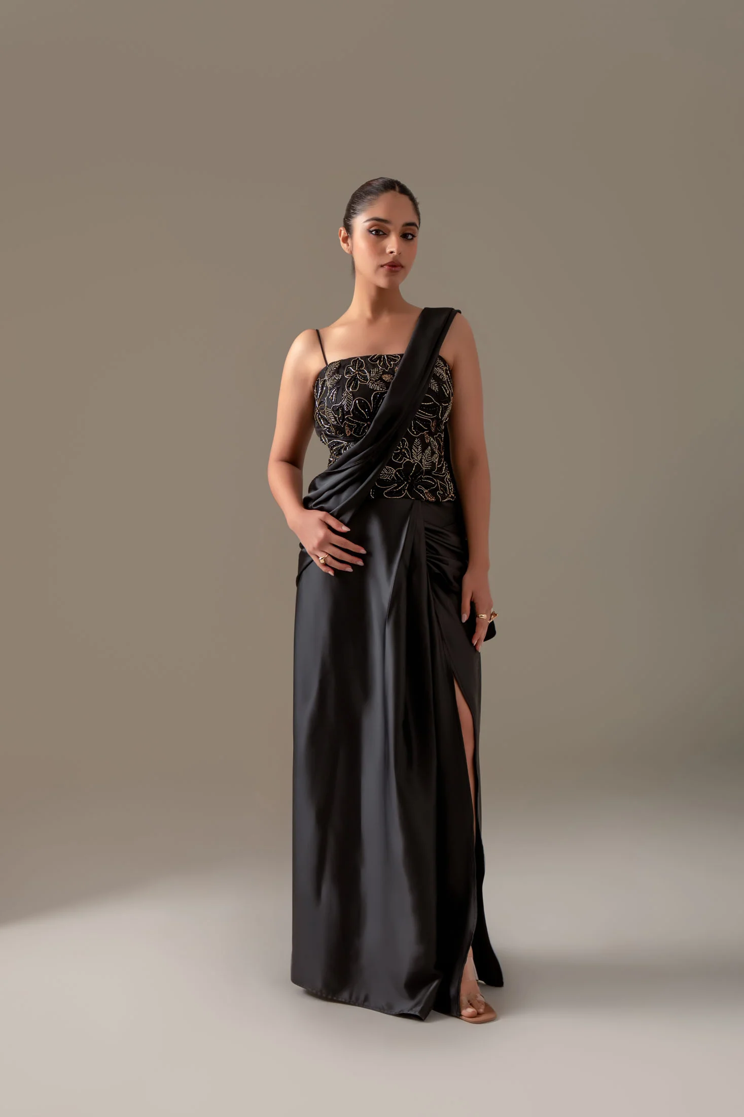 Gilded Corset Saree - Image 3