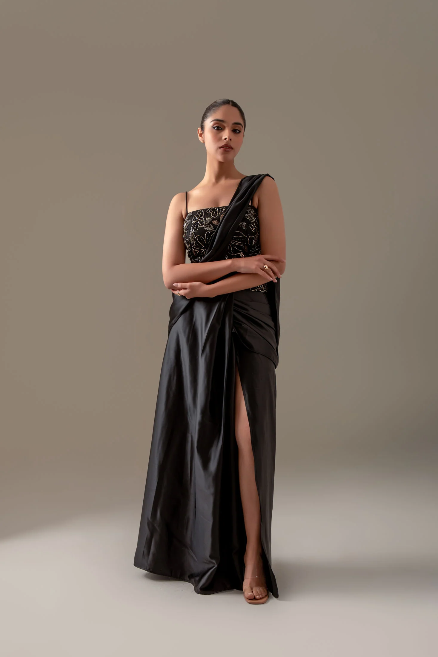 Gilded Corset Saree - Image 4