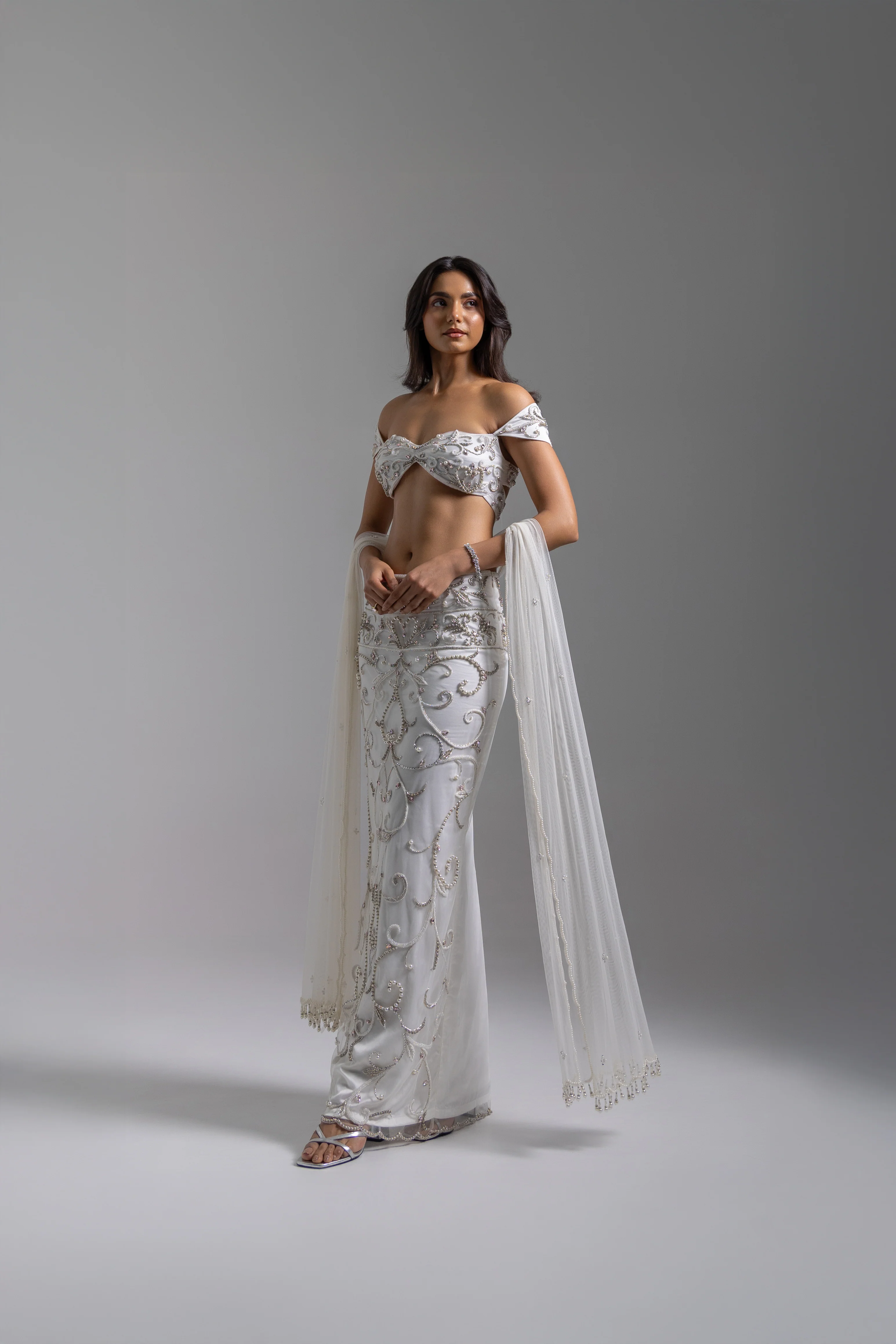 LOOK 03 - Image 14