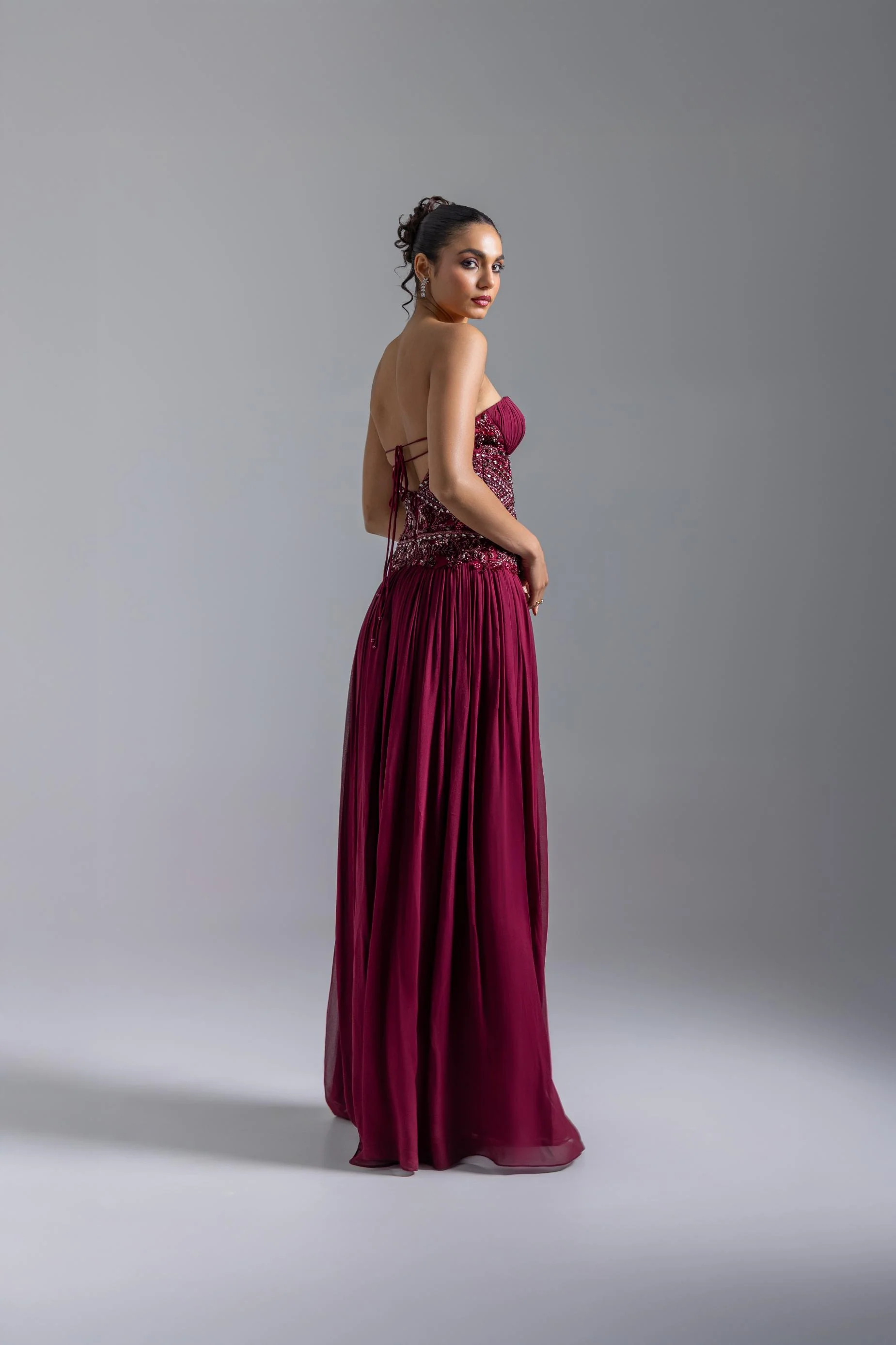 LOOK 06 - Image 4