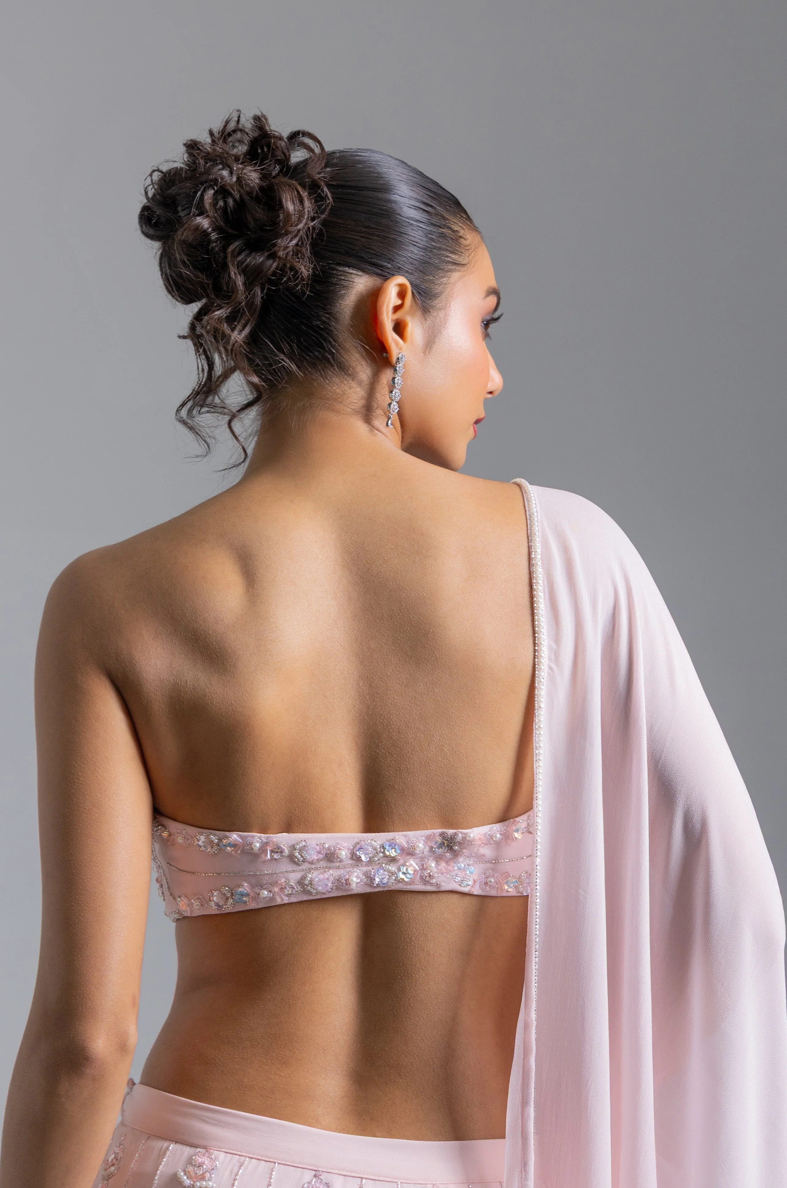 LOOK 01 - Image 7